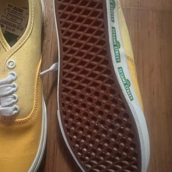 Sesame Street Edition Vans Sneakers Womens 8.5 - Picture 4 of 6